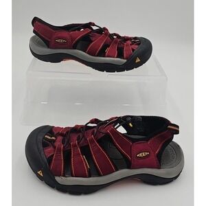 Keen Newport H2 Sandals Woman's Sz 9.5 Red Gray Waterproof Outdoor Hiking Sport